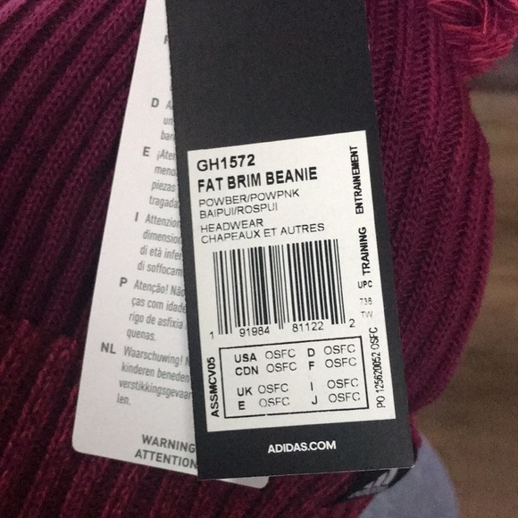 Adidas Thick brimmed beanie, kid size boy or girl - Picture 6 of 6